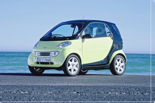Smart, 25 anni della citycar ispirata ad un orologio